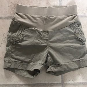 Maternity shorts size small